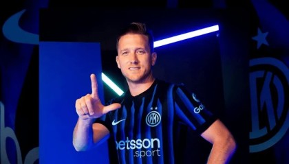 开云下载-官方：杰林斯基当选国米2月最佳球员，其出战7场打进2球