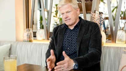 开云在线-卡恩首谈下野：炒纳帅手段不对，换图帅有何问题？