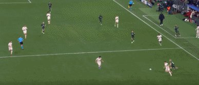 1739922130485004765.gif 拜凯进球1.gif